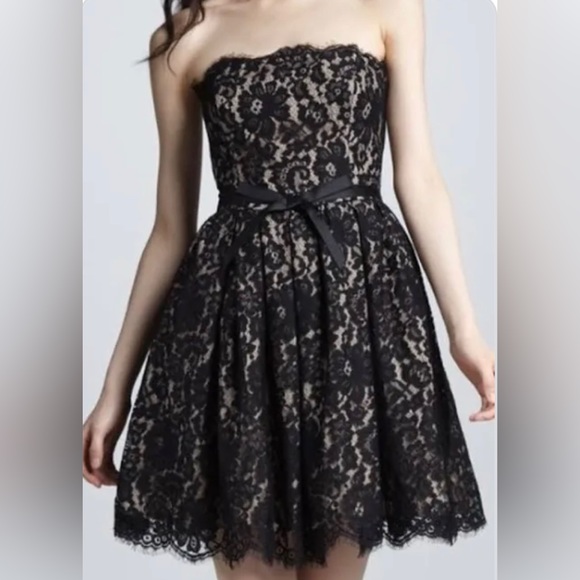 Neiman Marcus Dresses & Skirts - Neiman Marcus / Robert Rodriguez Cocktail Dress 8